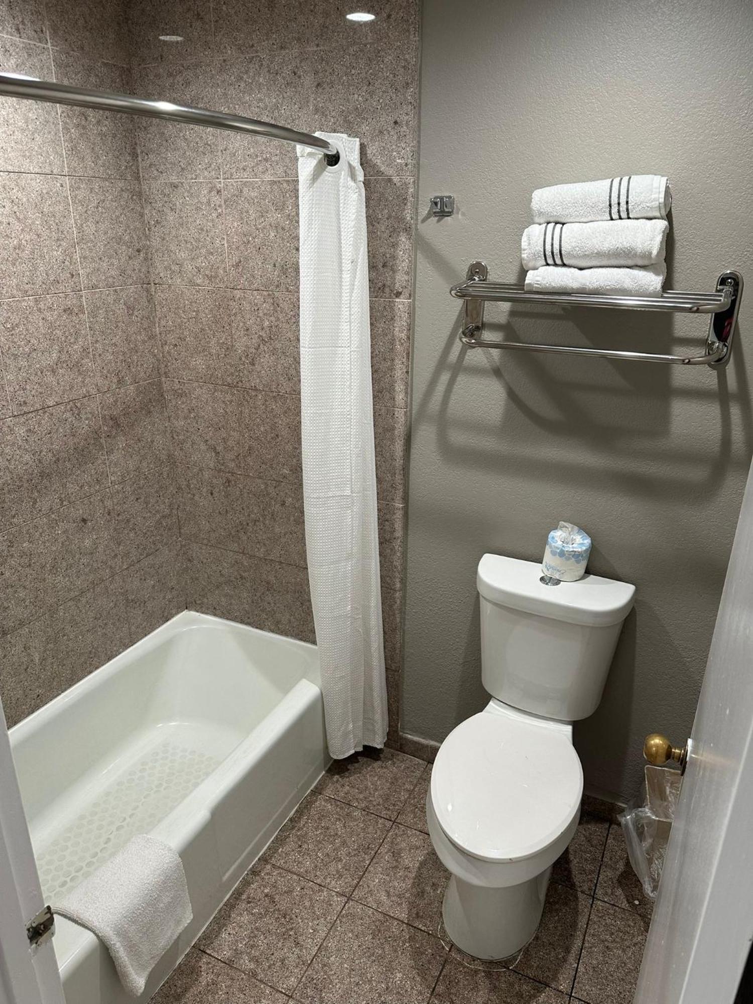 Hotel Morgan Hill Inn 2*