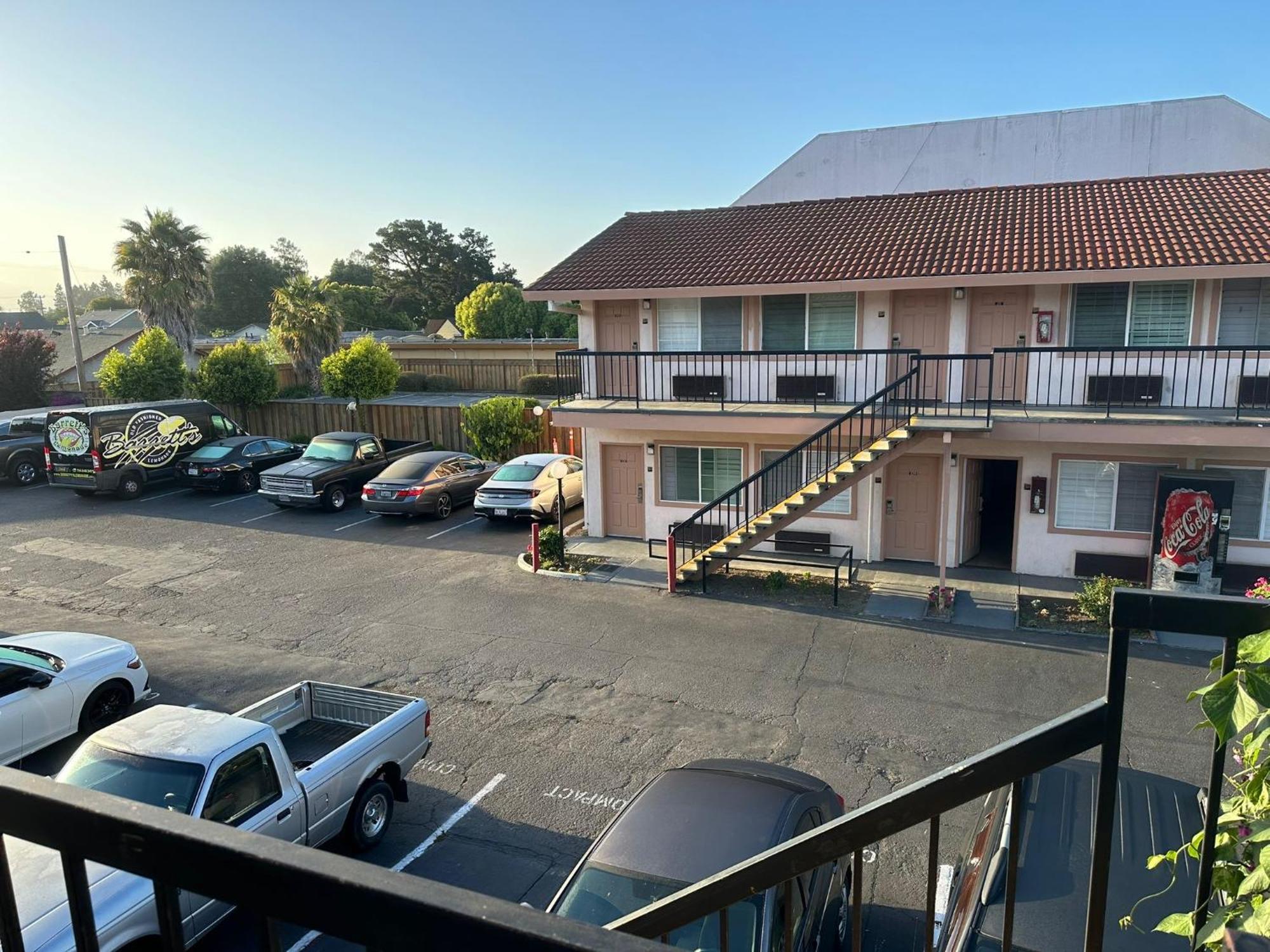 Morgan Hill Inn Hotel